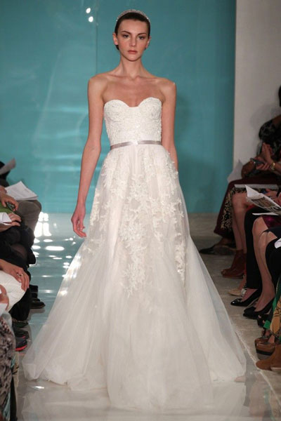 Дизайнер сватбени рокли колекции преглед и цена