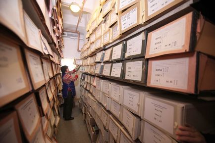 Как да намерите предците си по име и фамилия в архивите в интернет, научете историята и вида на биография