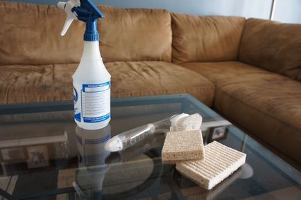 Как да се почисти диван у дома