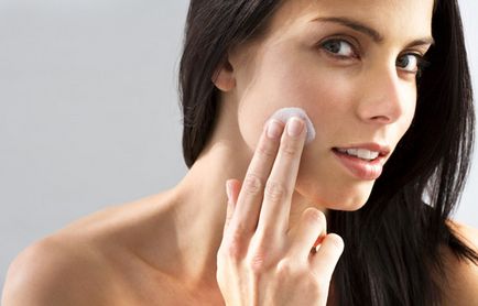 Как да се използва крем, серум, маска за лице
