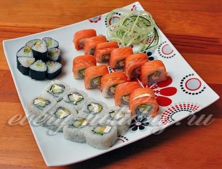 Как да приключи суши и ролки у дома