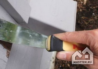 Как да премахнете стари шпакловка и какви инструменти да се използват в същото време