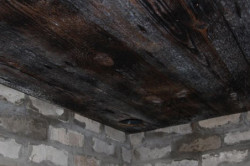 Как мога да премахна мухъл от стените, пода или тавана