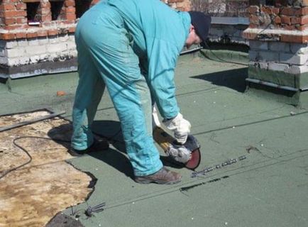 Основен ремонт на покрива на жилищна сграда, течащ покрив - какво да правя, подробни снимки и