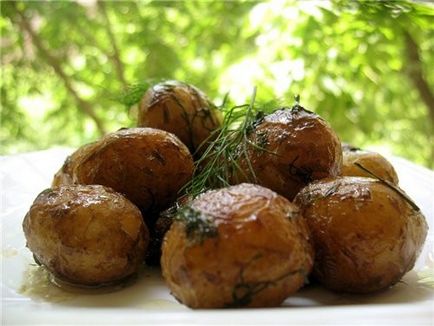 Картофи под кожата си - рецепта със снимка