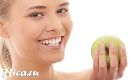 Маска от ябълки за домашни рецепти и прегледите на лицето 11