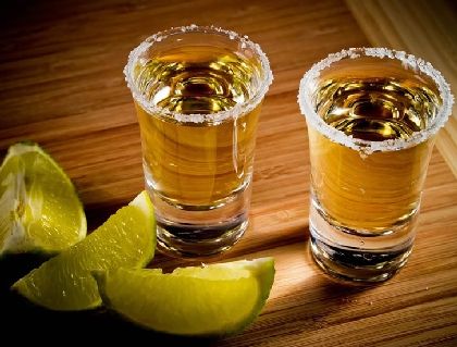 Пийте от кактус, наречен като безалкохолни, алкохолни в Мексико