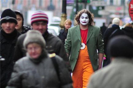Защо хората не се усмихне на улицата, блогър olivka-олива онлайн 4 ноември 2012 г. за клюки
