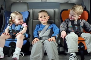 Правила за превоз на деца в SDA кола 2017 до 12 години, студенти, автобус, бебета
