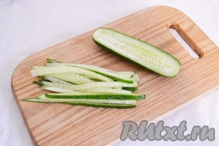 Rolls със сьомга и краставица - рецепта със снимка