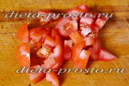 Авокадо салата с домати и краставици, рецепта със снимка