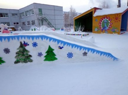 Сняг пързалка, зимна пързалка направи със собствените си ръце