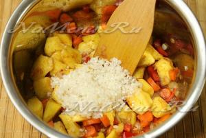 Супа с ориз и домати рецепта