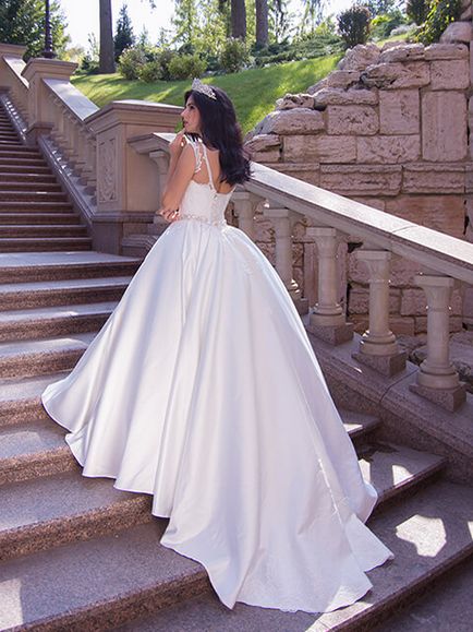 Bridals сватбени рокли на едро от производителите в Украйна