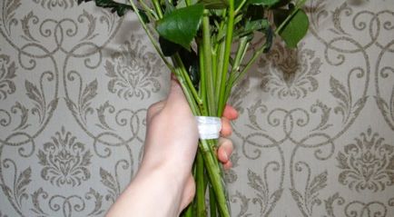 Сватбен букет от рози - комбинация от възможности, как да направите свои собствени ръце, снимки и видео (букет) Сватбен букет от рози - комбинация от възможности, как да направите своя собствена ръце, фото и видео