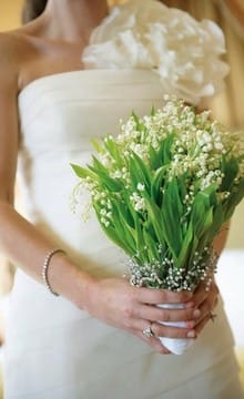 Сватбен букет от лилии от снимката на долината и опции на цветен режим