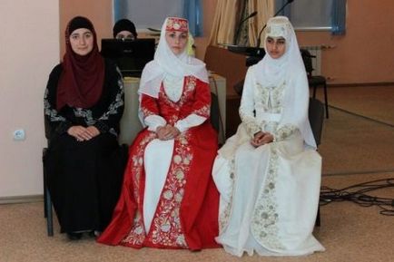 Татар народна носия (51 снимки) жени, деца, национални татарски костюми за момичета (татарски) Татар народна носия (51 снимки) жени, деца костюми татари за момичета