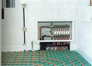 Radiant принцип на действие на вода подово отопление, монтиране и свързване Подово отопление