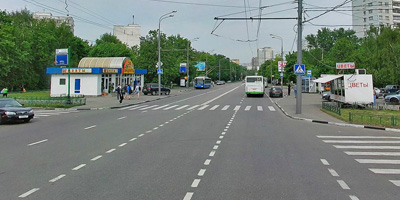 шофиране, пътуване пешеходната пътека, безопасно шофиране или (нерегулиран пешеходна пътека) шофиране, пътуване пешеходната пътека, безопасно шофиране или