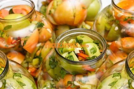 Зелени домати със зеленчуци - рецепта зимния снимка без стерилизация