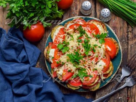 Пържени тиквички с домати и чесън, рецепта със снимка