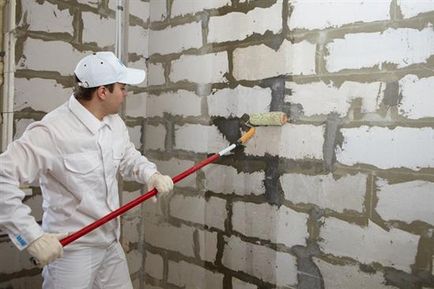 Как да се мазилка стени стени