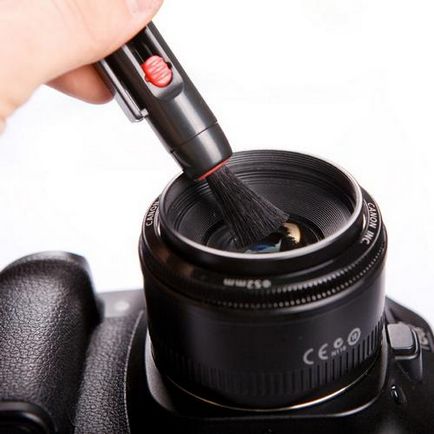 Блог фотограф, как да почистите обектива на камерата