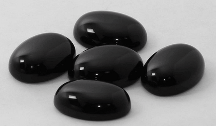 Черен камък скъпоценни и полускъпоценни