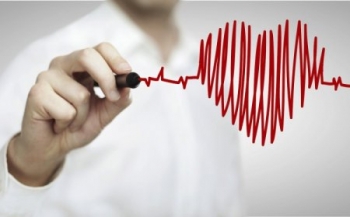 Какво е електрическата ос на отклонението на сърцето ос наляво и надясно 1