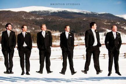 Снимки с приятели на младоженеца, сватбата със собствените си ръце