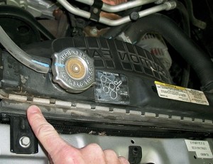Уплътнител за кола радиатор - всички тайни на правилата за използване на видеоклипове