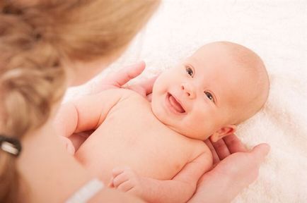 Хълцането при новородени, които правят причини и лечения