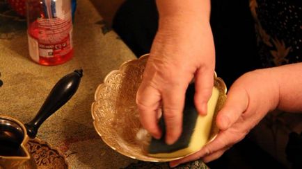 Как да почистите дома бронз