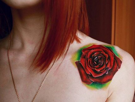 Каква стойност има татуировка във формата на рози (10 снимки)