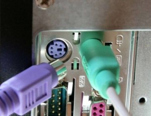 Как да се свържете клавиатурата инструкциите за PC (PC) Как да се свържете клавиатурата към ръководството за PC