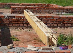 Как да се изгради една дървена къща с ръцете си (74 снимки)