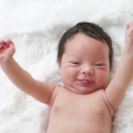 Как правилно и безопасно да измиете носа кърменето на бебето