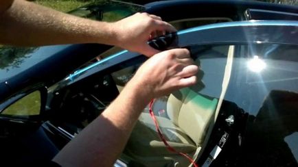 Как да се придържаме на vetroviki на колата - съвети и трикове