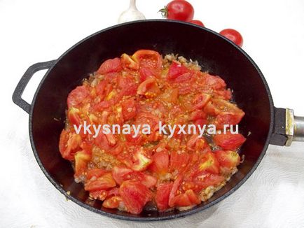 Как да се готви една домашна доматен сос от домати