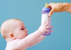 Как алергия към прах за пране в бебешка снимка и симптомите