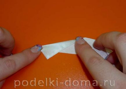 Как да си направим розетка на панделка с ръцете си (магистър ниво), като кутия с идеи и семинари
