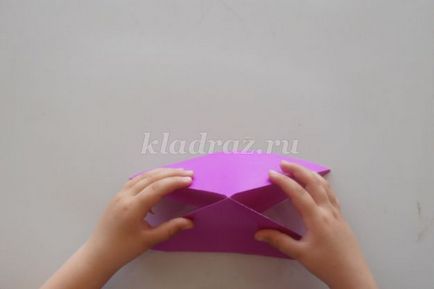 Как да направите лале от хартия с ръцете си на етапи за деца