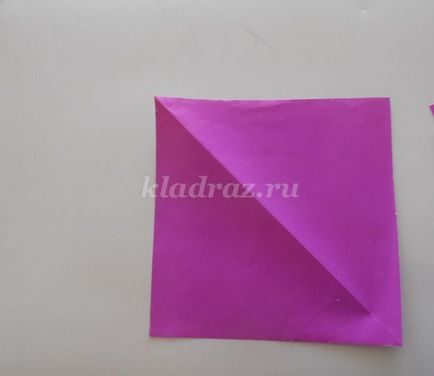 Как да направите лале от хартия с ръцете си на етапи за деца