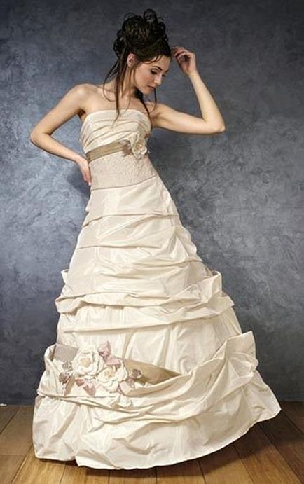 Как да изберем сватбена рокля, сватбени рокли снимка