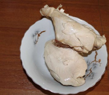 Калория варени пилешки 100 грама