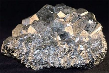 Marcasite камък, неговите свойства и приложения