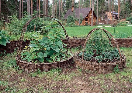 Красива селска къща с ръцете си