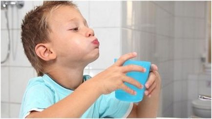 лечение на гърлото при деца средство за народни болка у дома си, как да се отнасяме