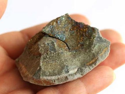 Marcasite камък и неговите свойства, които се интересуват от знака на зодиака, а стойността на цвят
