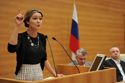 Мария Kozhevnikova вече не е слуга на народа (блогър elena_dokuchaewa онлайн 3 октомври 2016 г. клюки